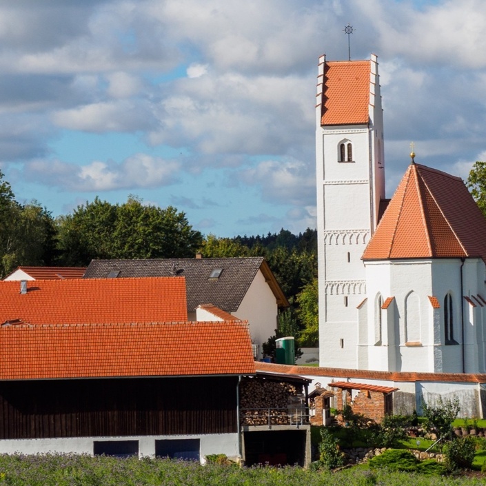 Restaurierung des Altars der Kirche in Wald