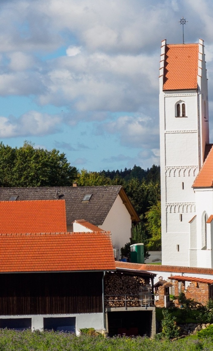 Restaurierung des Altars der Kirche in Wald