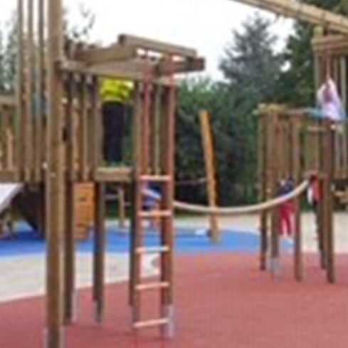 Spielplatz am Dorfmittelpunkt Hilbeck