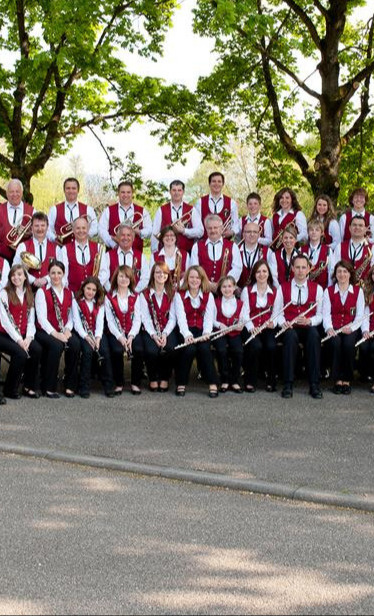 Neue Uniformen für den Musikverein Weitenung