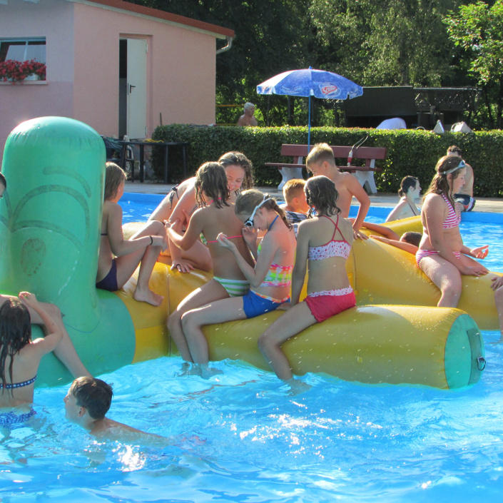 Familienrutsche im Naturerlebnisbad Flehingen