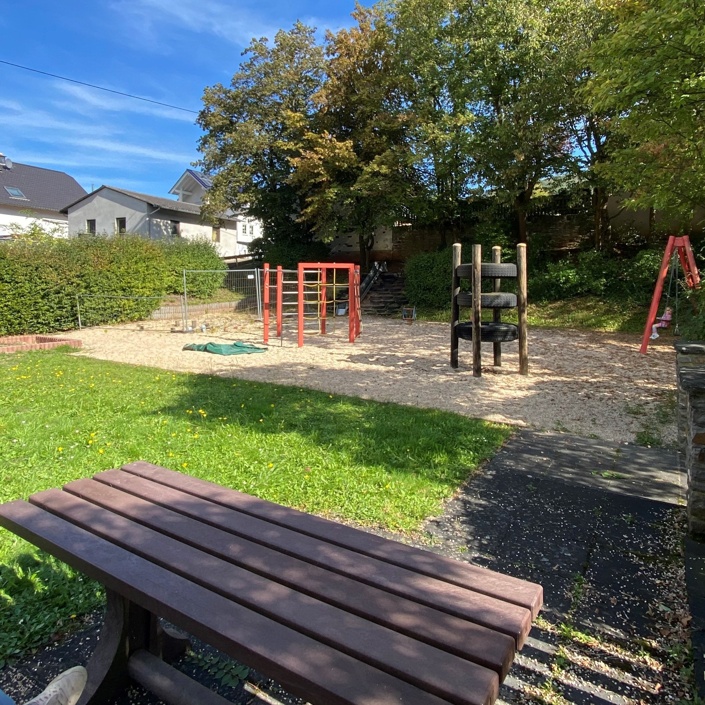 Neugestaltung des Spielplatzes in Fankel