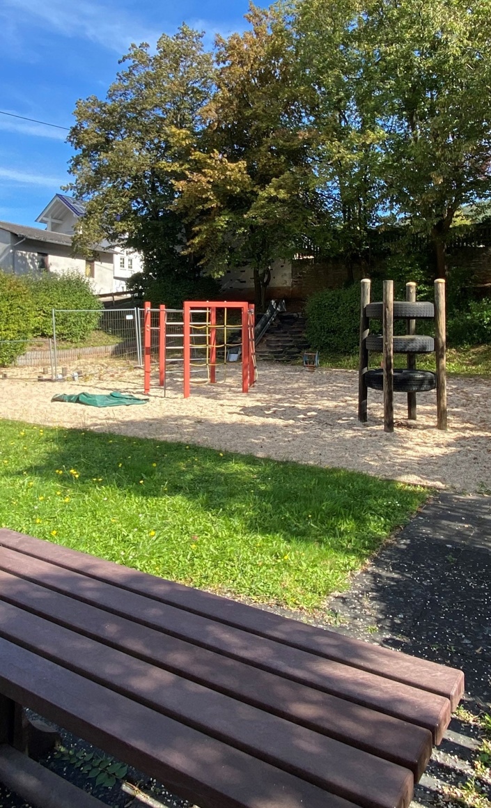 Neugestaltung des Spielplatzes in Fankel