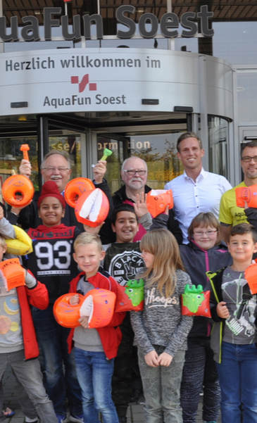 Jedes Kind soll schwimmen können!