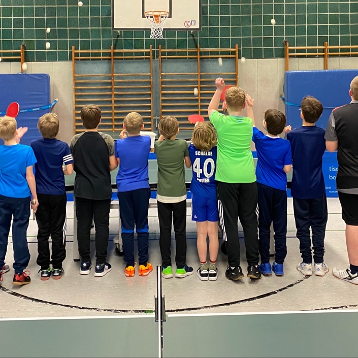 Trikots für die Tischtennisjugend