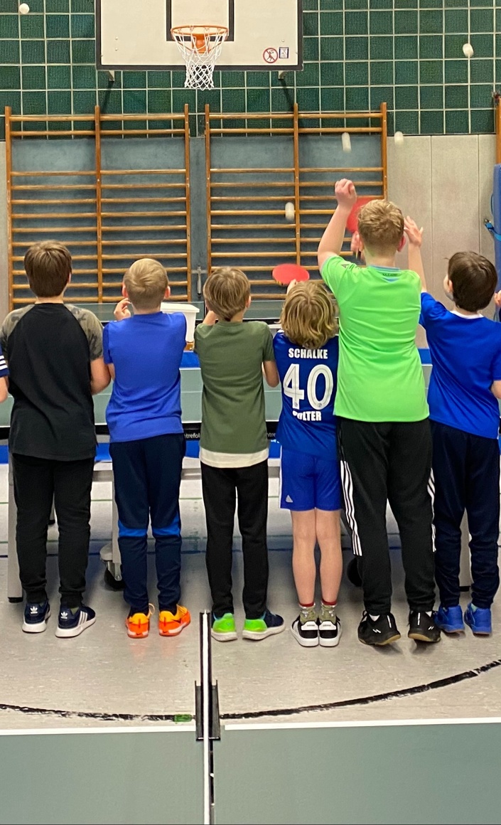 Trikots für die Tischtennisjugend
