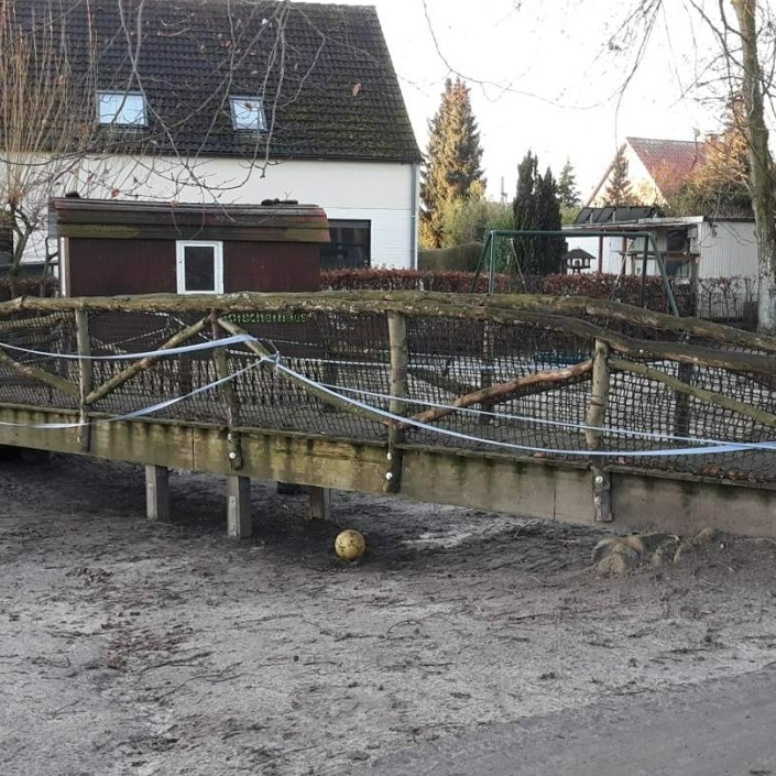 Erweiterung der Holzbrücke Erlebniselemente
