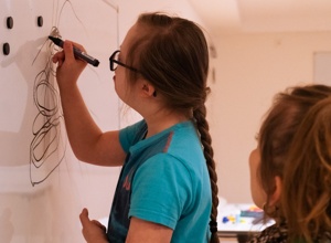 Unterstützung geflüchteter Kinder mit Behinderung