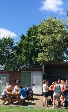 Heseper SV - Neuer Eingangsbereich Clubraum