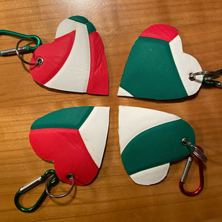 Schlüsselanhänger Upcycling aus Molten Volleyball