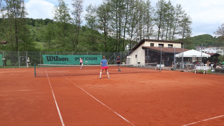 Bewässerungsanlage der Tennisplätze in Schornbach