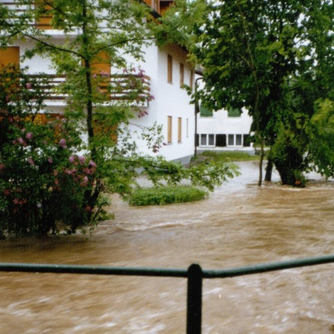 Ergänzung der Hochwasserausrüstung