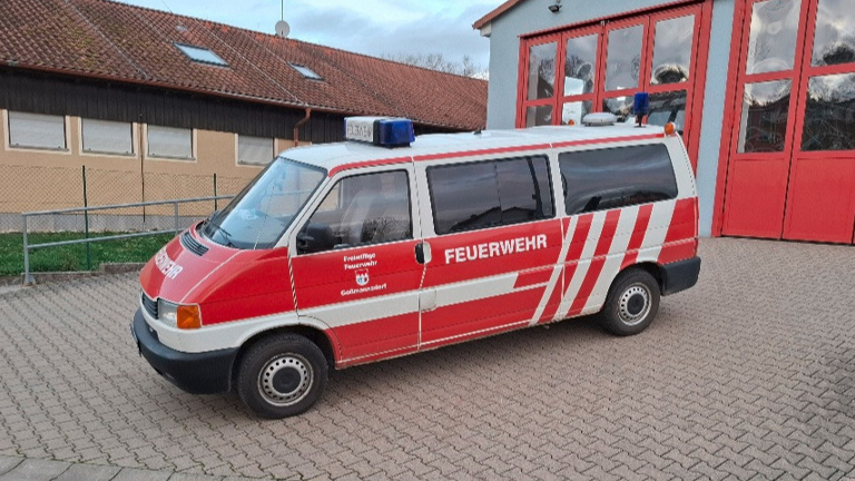 Neuer Mannschaftstransportwagen für die Feuerwehr Goßmannsdorf