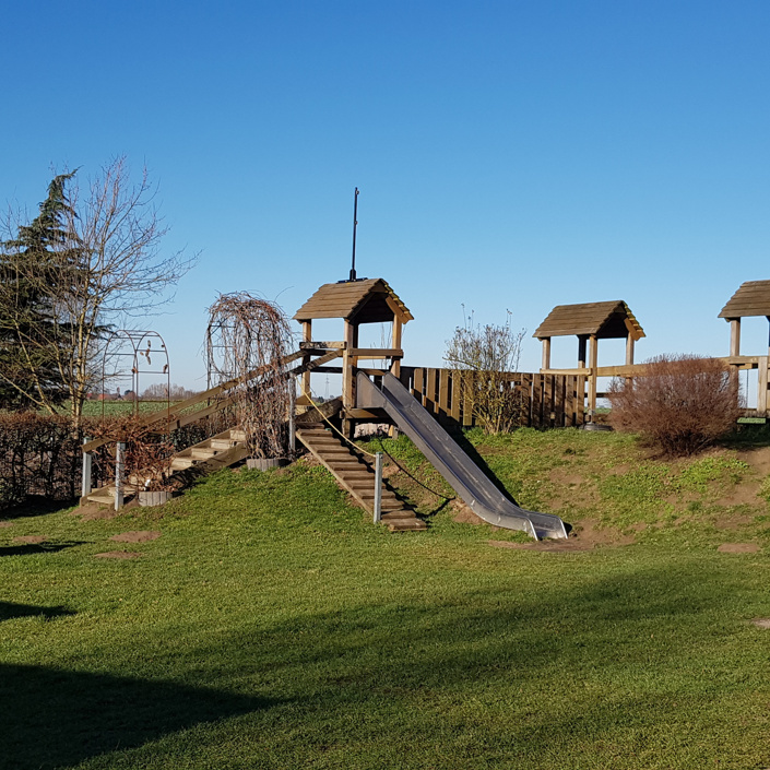 Eine Wippe für den Spielplatz