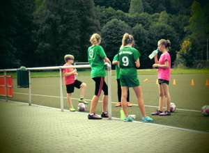 C-Mädels brauchen mehr als nur einen Fußball