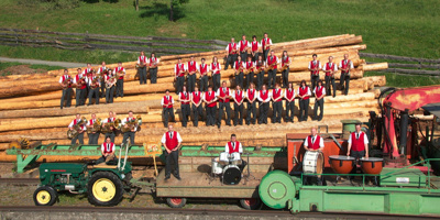 Neue Uniformen MV Bergfelden