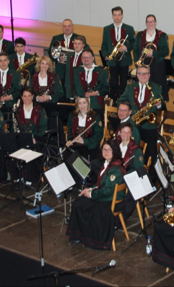 Ergänzung Uniformen Musikverein Fulgenstadt