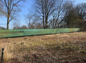 Neue Hindernisse und Discgolfkörbe fürs Discgolfcenter der SG Marßel