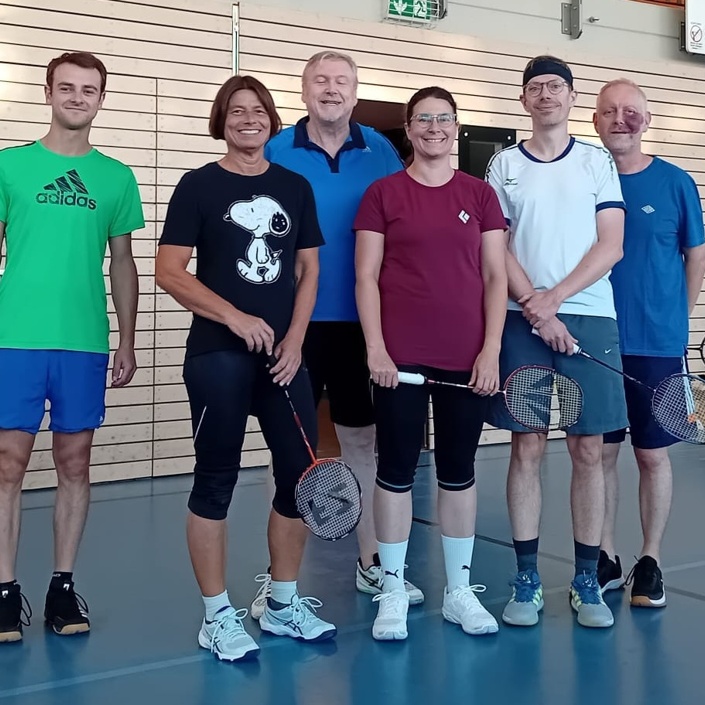 neue Badminton-Feldmarkierung