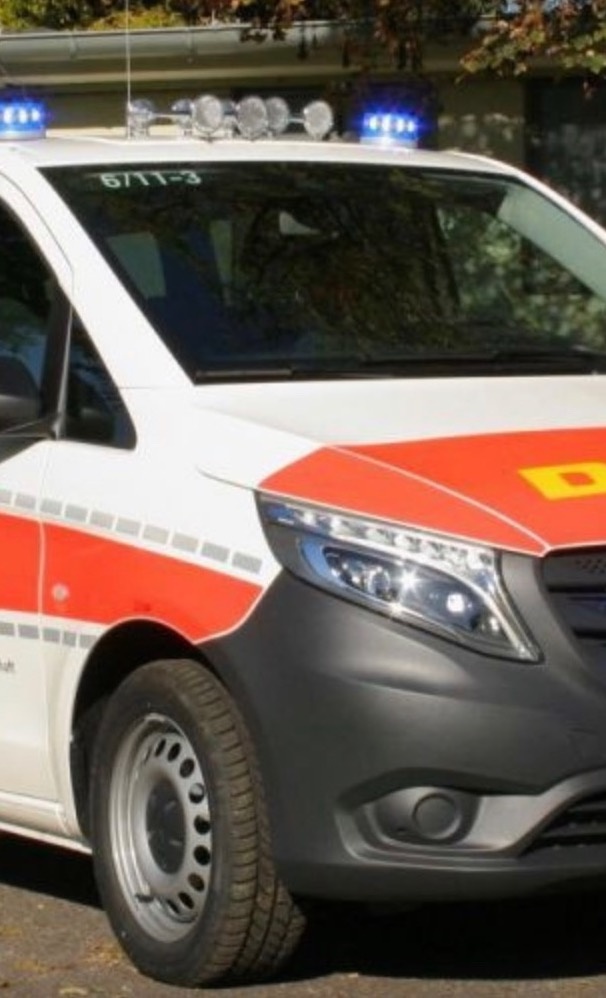Einsatzfahrzeug mit Garage