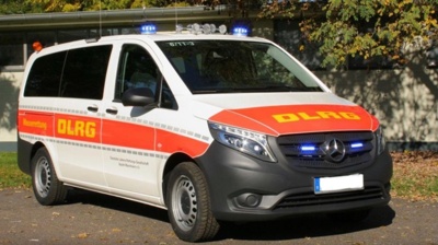Einsatzfahrzeug mit Garage