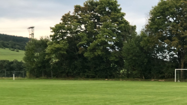 Neu Spielfeldbegrenzung mit Zaunanlage