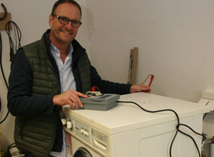 Arbeit schaffen - Umwelt schonen - Elektroprüfung aufbauen