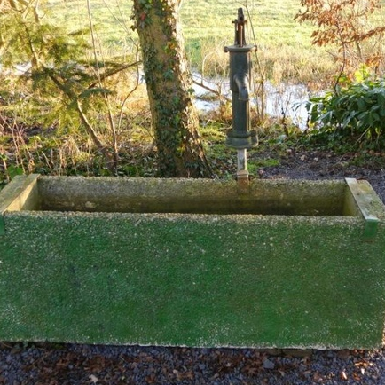 Brunnentrog für den Grillplatz in Zierolshofen