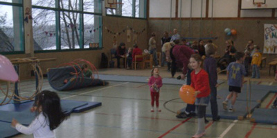 Schutzboden für die Turnhalle Wipperfeld