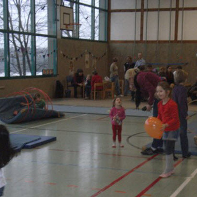 Schutzboden für die Turnhalle Wipperfeld