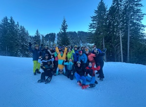 Neue Skianzüge für den SCW