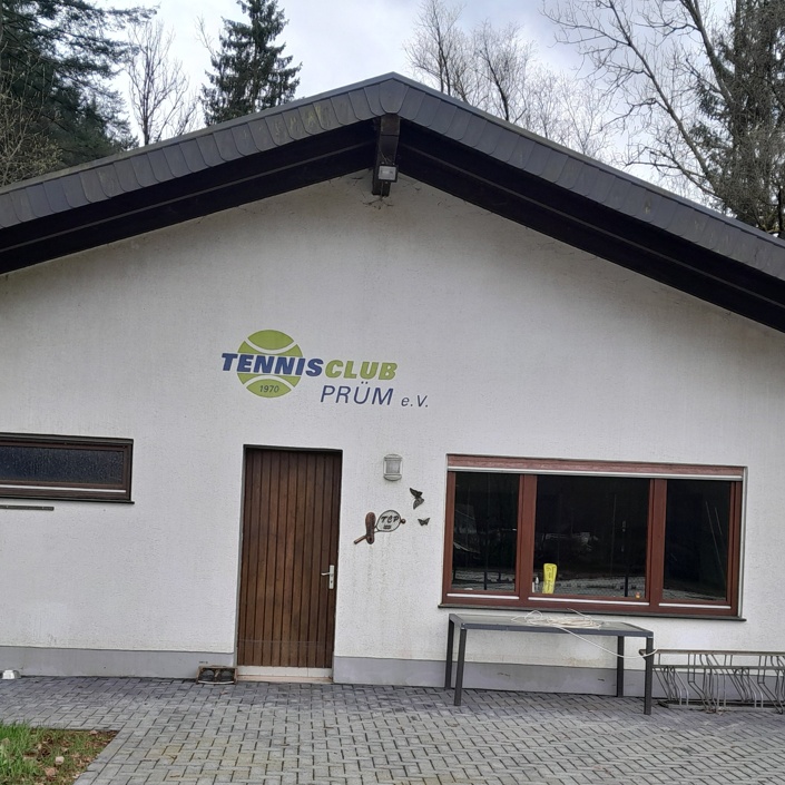 Clubhaus TC Prüm, Wiederherstellung nach der Flut mit Verbesserungen