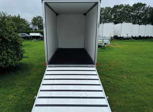 Damit alles mitkommt: Unser Vereinsanhänger