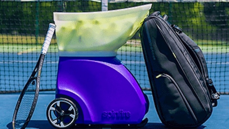 Neue Ballmaschine TC Ebersteinburg