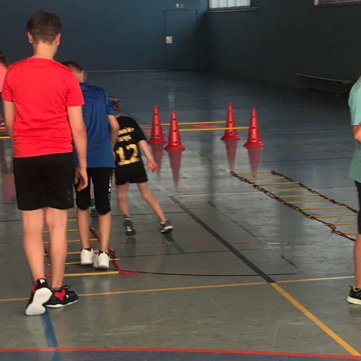 Handballtraining "Genial" - mit neuem Trainingsmaterial