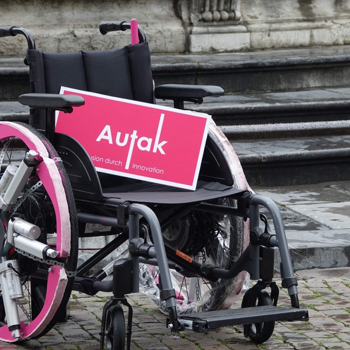 Treppensteigender Rollstuhl aus Aachen