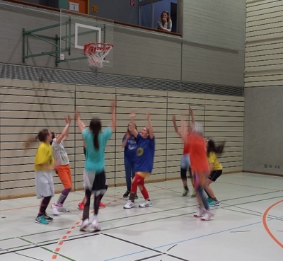 Trikots für U13-Mädels