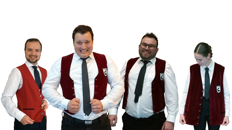 Neue Uniformen für die Feuerwehr- und Stadtkapelle Adelsheim