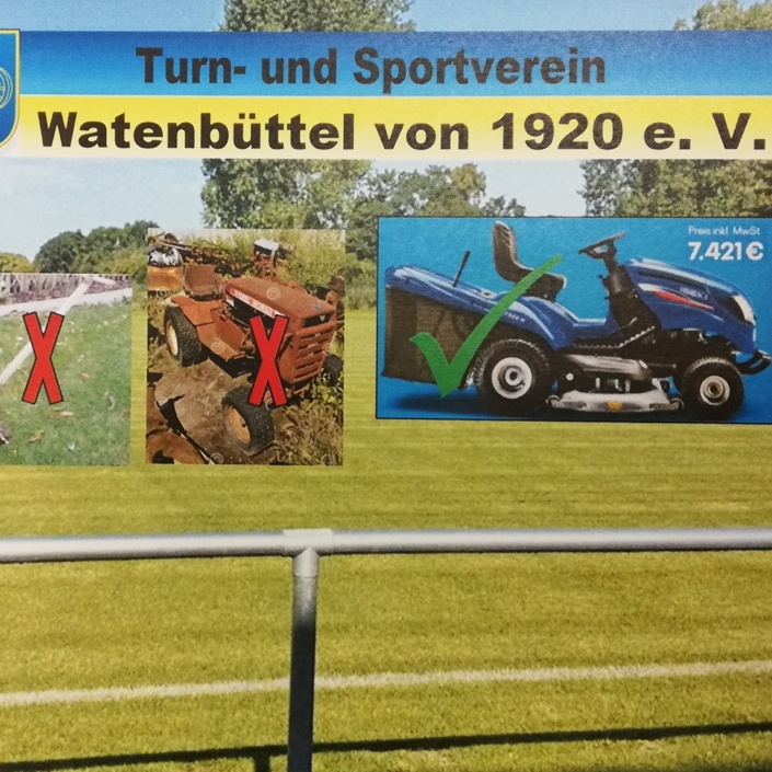 Rasentraktor für den Sportplatz in Watenbüttel