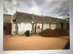 Schulmöbel für Gambia