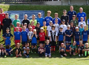 Sanierung Trainingsplatz mit neuer Hütte für die Jugend