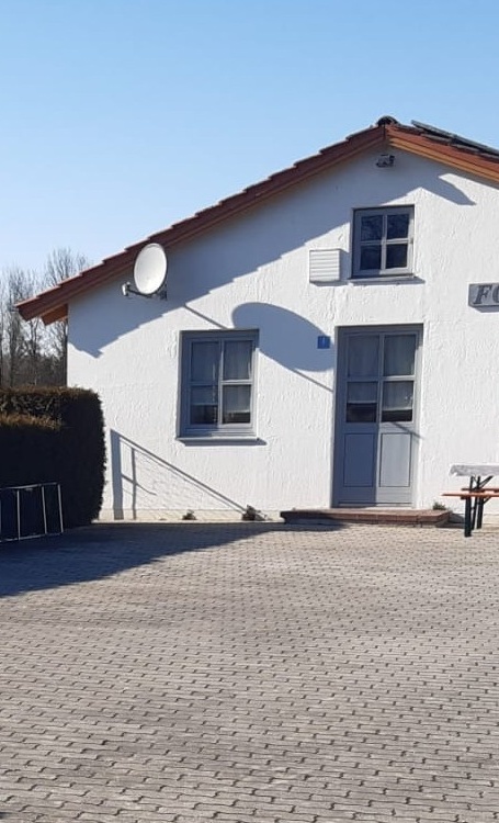 Carport für das Sportgelände Zeholfing