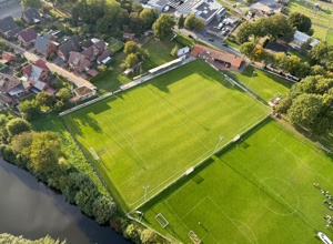Zaunanlage für den Oldenburger Kunstrasenplatz