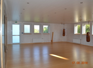 Drei neue Sandsäcke