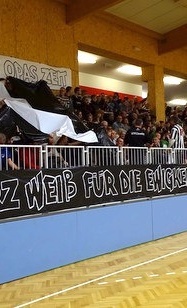 TuS-Fantribüne