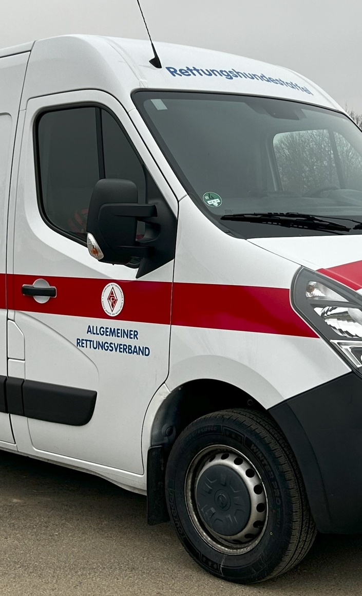 Umbau und Ausstattung unseres Einsatzfahrzeuges