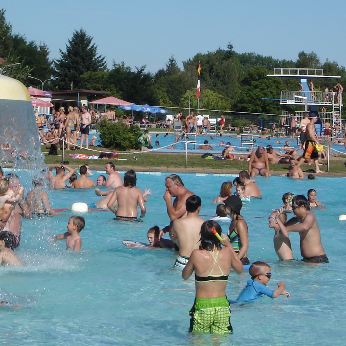 Freibadrutsche