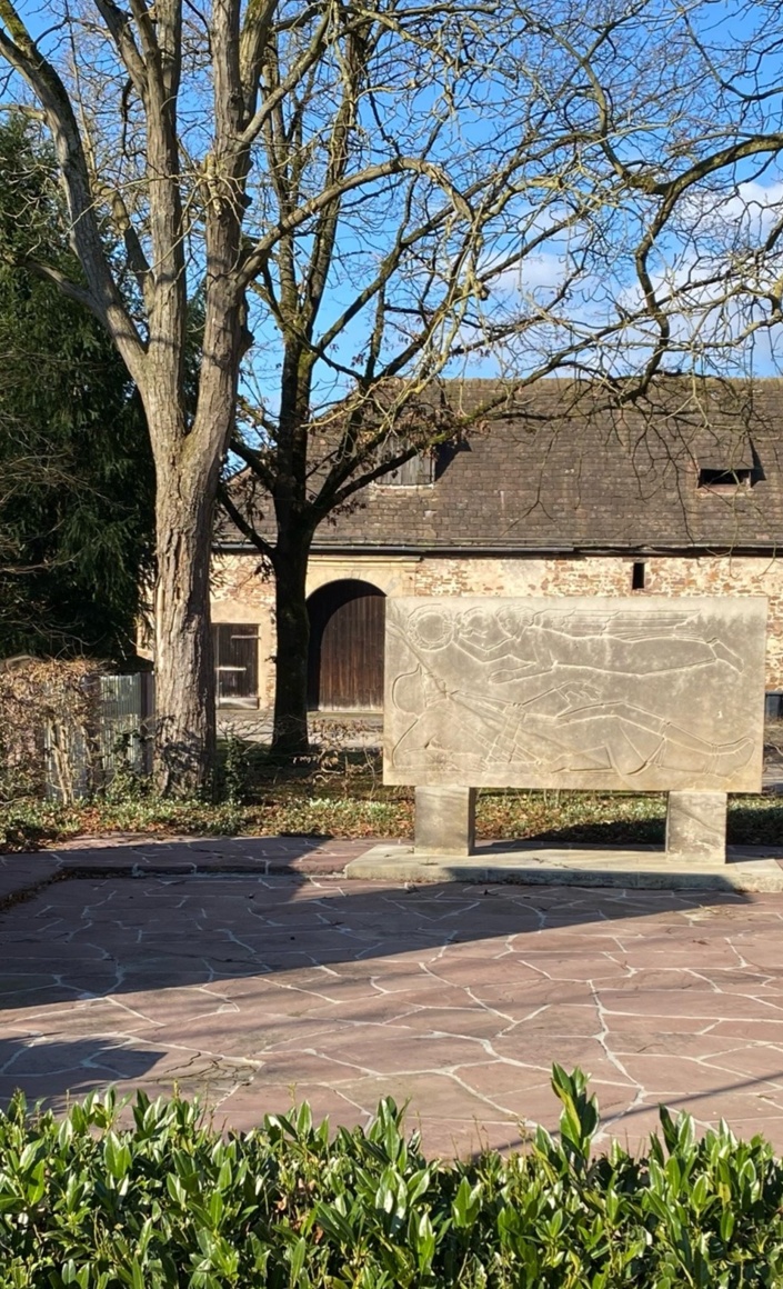 Erhalt des Ehrenmals in Wehrden