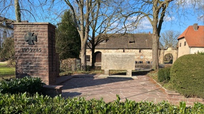 Erhalt des Ehrenmals in Wehrden