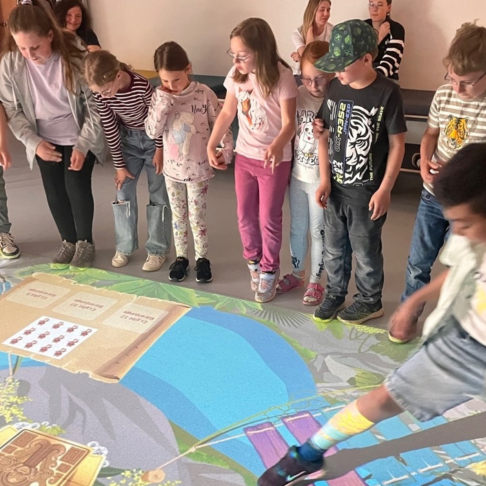 ActiveFloor - Bewegen, Spielen und Lernen an der GS Mitterteich